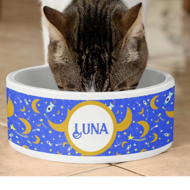 Tigela Luas de Crescente Amarelo disparando sobre os fogu (Criador carregado)