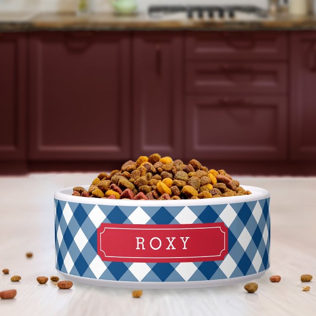 Tigela Nome Personalizado País Azul Gingham Rótulo Vermel (Criador carregado)
