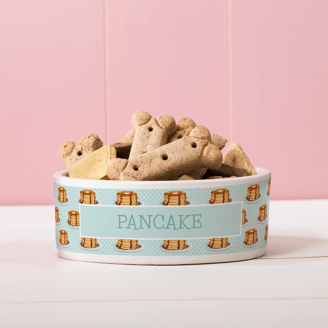 Tigela Panquecas com Xarope de Maple e Padrão Polkadot (Pancake Pattern Dog Bowl with Custom Name & custom background colour)