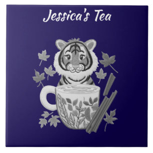 Tigre Adorável com Chá Herbal. Personalizar