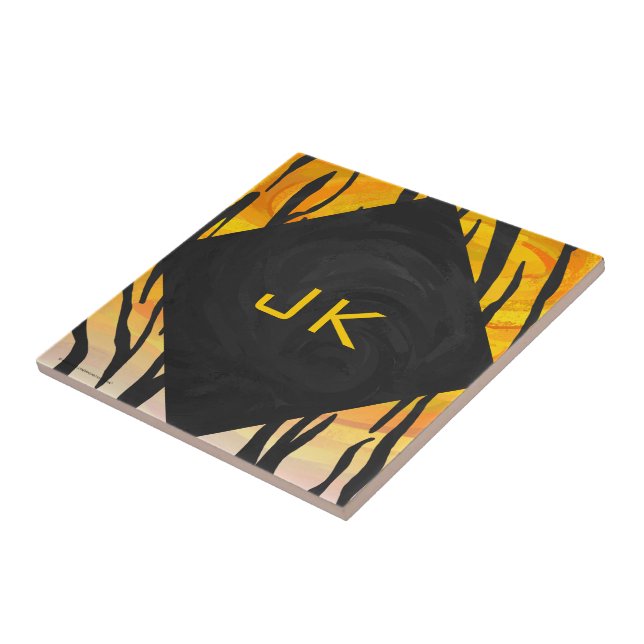 Tigre Impressão de preto e laranja (Lateral)