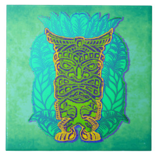 Tiki Verde sobre Turquesa Grungy