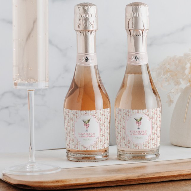 "Tini Bit Older Martini Coquette Birthday (Criador carregado)