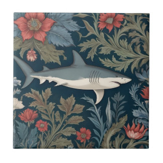 Tipo Shark William Morris Olhando para o oceano