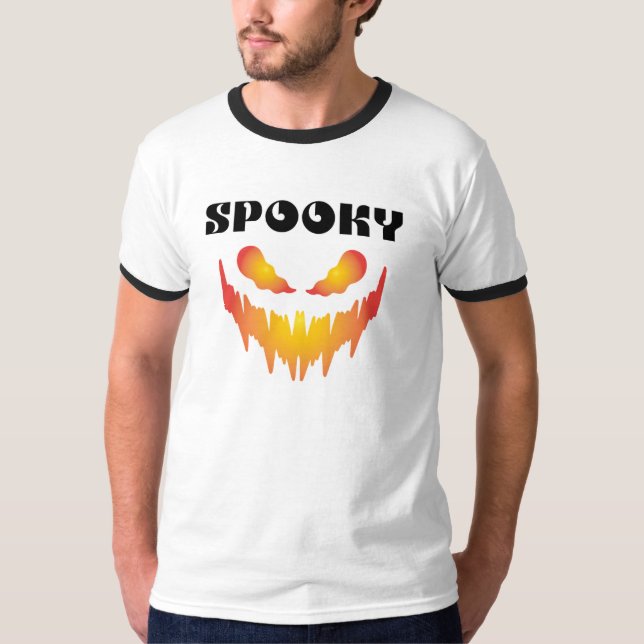 Tipografia Assustadora de Halloween Camiseta Básic (Frente)