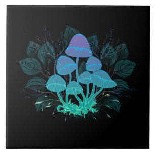 Toadstools em arbustos
