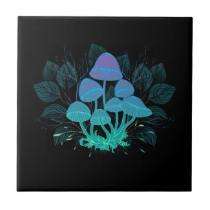 Toadstools em arbustos