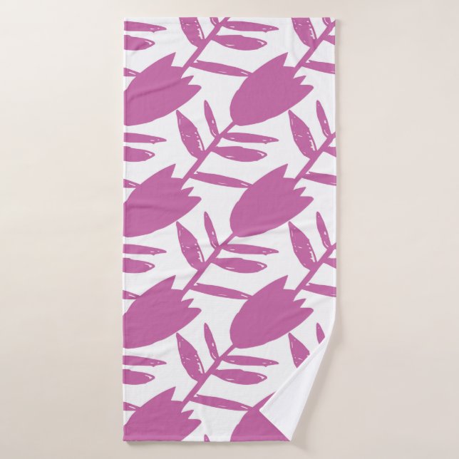 Toalha De Banho Abstract pink bluebell flowers seamless pattern on (Toalha de Banho)