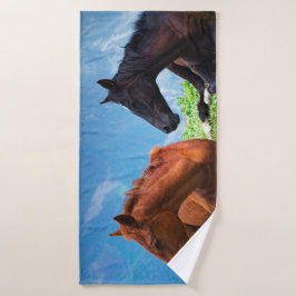 Toalha De Banho Cavalos Moody Mountain: Uma Viagem de Arte Refinad