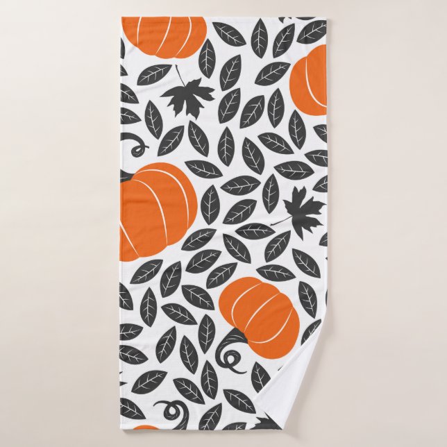 Toalha De Banho Hand drawn seamless pattern with pumpkins and leav (Toalha de Banho)