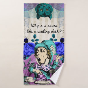 Toalha De Banho Mad Hatter Raven - Mesa de Escrevendo