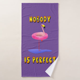 Toalha De Banho Ninguém é perfeito - flamingo com anel de natação