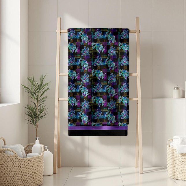 Toalha De Banho Padrão de Ornamento de Poinsettia de Natal Negro (Criador carregado)