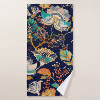 Toalha De Banho Padrão perfeito colorido. Fundo floral. Fluxo