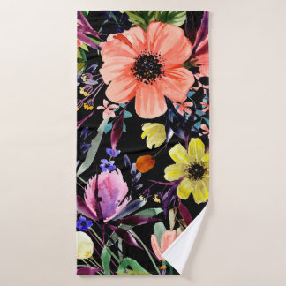 Toalha De Banho Padrão uniforme floral de aquarelas. Diferentes bo