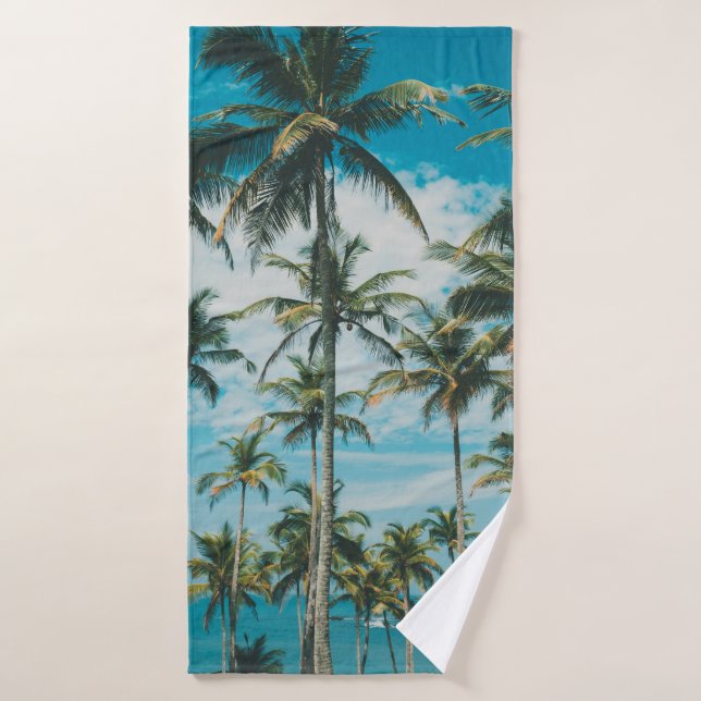 Toalha De Banho Palmeiras acima do oceano, vinhas amontoadas e ret (Toalha de Banho)