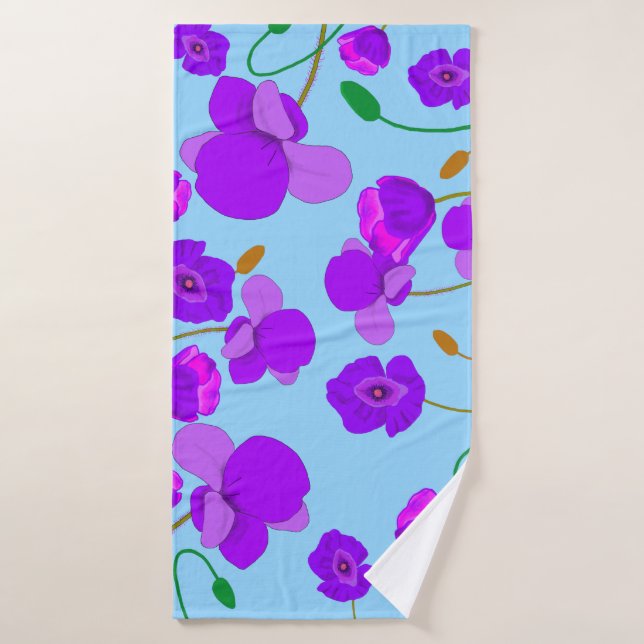 Toalha De Banho Papaver Poppy Lilac sobre fundo azul pálido (Toalha de Banho)