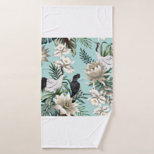 Toalha De Banho Pássaro-guindaste tropical, papagaio, lotus flow