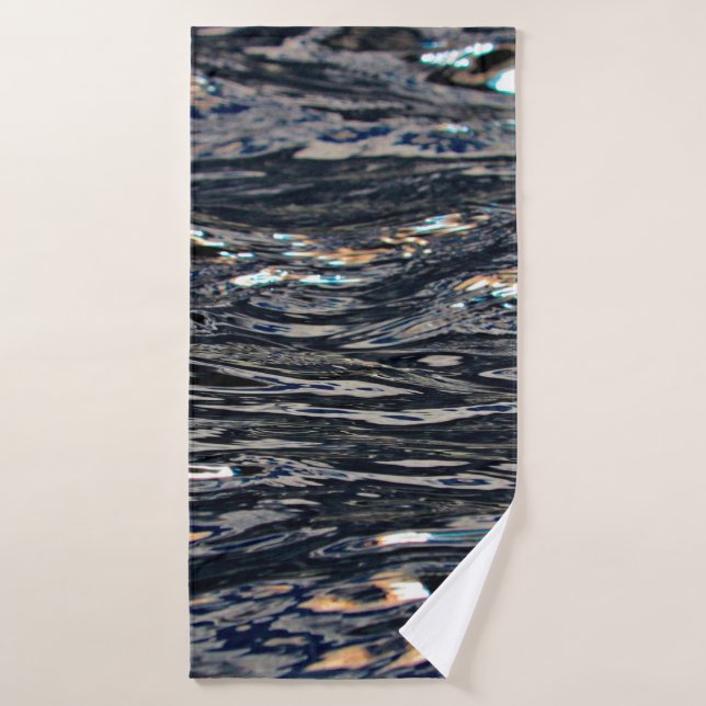 Toalha De Banho Reflexo de ondas de água lago (Toalha de Banho)
