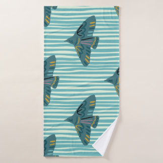 Toalha De Banho Seamless pattern with hand drawn bird vraetive sil