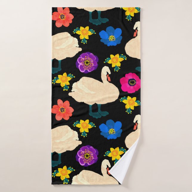 Toalha De Banho Seamless pattern with swans and flowers, hand draw (Toalha de Banho)