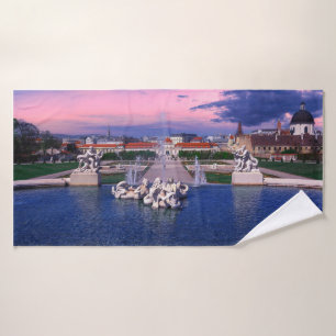 Toalha De Banho Sunset over fountain em Viena