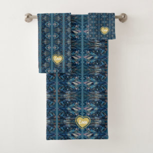 Toalha de faixa azul definida pela poeta Adiela Ak