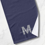 Toalha De Mão Monograma do nome azul do Marinho Elegante persona<br><div class="desc">Personalizado Personalizado Crie Seu Marinho Azul e Cinza Nome Inicial Toalha de Mão Monograma. Adicione um toque náutico de elegância à sua casa de banho com esta toalha de mão monofórica, desenhada com um estilo triplo para uma aparência limpa e polida. Apresentando uma cinza ousada contra um fundo azul rico...</div>