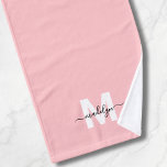 Toalha De Mão Monograma do Nome do Script Rosa Esmagado<br><div class="desc">Personalizado Personalizado Crie Sua Própria Toalha de Mão Monograma, Nome De Script Cor-de-Rosa Escamudo. Adicione um toque doce e feminino ao seu banheiro ou bolsa de ginástica com esta toalha de mão monograma, desenhada com um estilo triplo para uma aparência elegante e na moda. Apresentando uma inicial branca sobre um...</div>