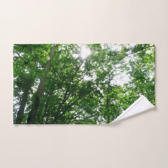 Toalha De Mão Olhando para as Árvores de Verão (Toalha de mão)