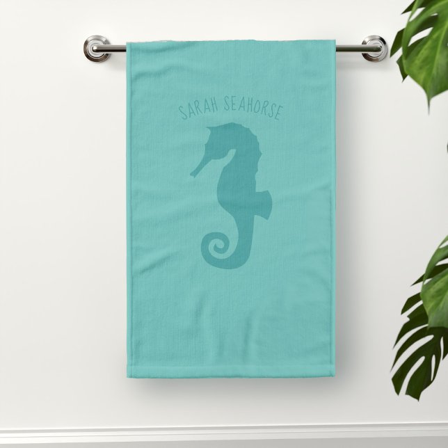 Toalha de Mão Personalizada Turquesa (A serene seahorse swimming in an aqua blue ocean. Just add your name)