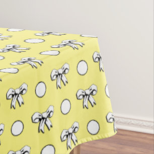 Toalha De Mesa Amarelo Manteiga com Laços de Desenho Animado de B