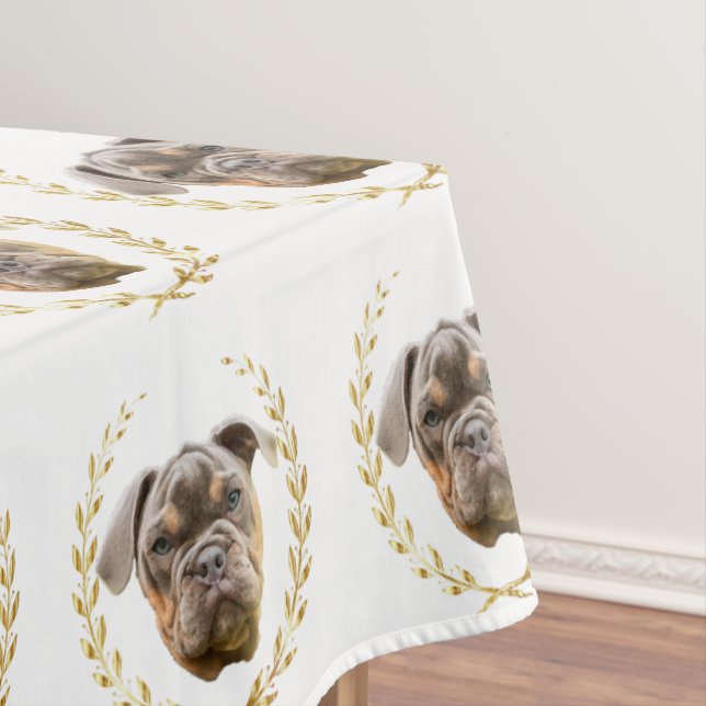 Toalha De Mesa Buldogue (Posição Original)