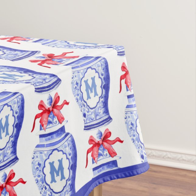 Toalha De Mesa Chinoiserie Ginger Jar Monograma | Arco vermelho (Posição Original)
