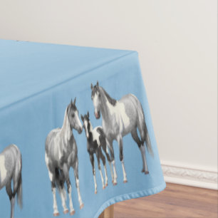 Toalha De Mesa Cinza De Maçã Em Cavalos De Tintas