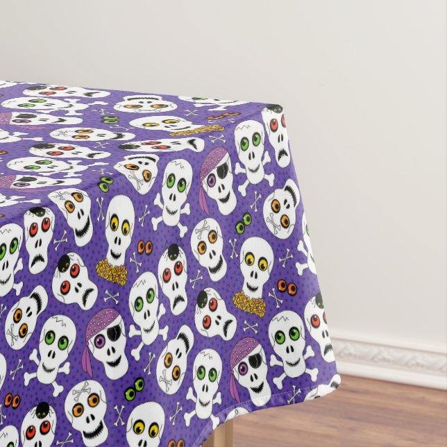 Toalha De Mesa Crânios bonitos de Halloween em roxo (Posição Original)