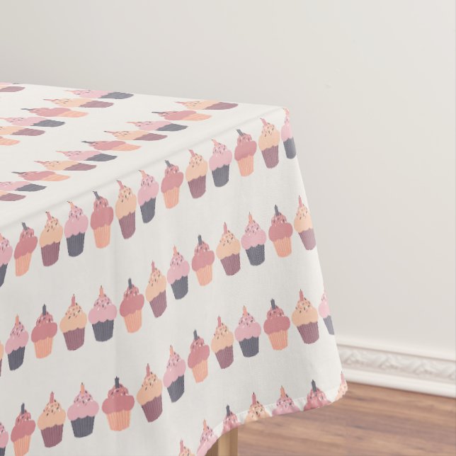 Toalha De Mesa Cupcakes de aniversário em tons silenciados (Posição Original)