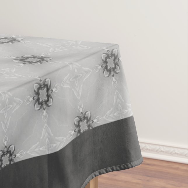 Toalha De Mesa Faces de Diamante Preto e Branco (Posição Original)