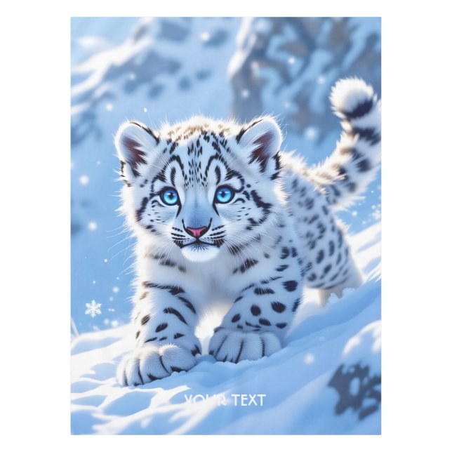 Toalha De Mesa Fantasia Bebe Leopardo da Neve Fofo (Frente)