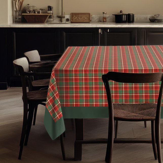 Toalha De Mesa Feriado quente em vermelho clássico e Design de Xa (Warm Holiday in Classic Red and Green Plaid Design Tablecloth)