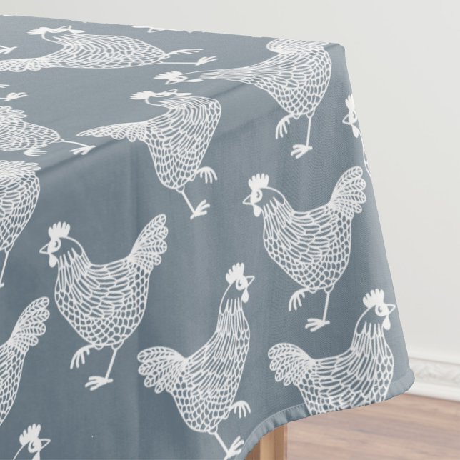 Toalha De Mesa Galinha Galinha Aves de Capoeira com Azul e Branco (Fun chicken hen poultry dusty blue grey tablecloth)
