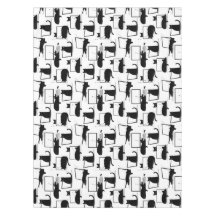 Gatos Pretos Sentados no Padrão de Laptop