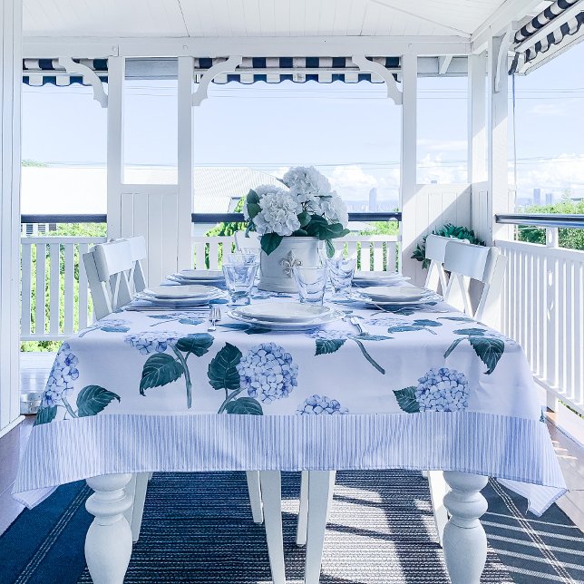 Toalha De Mesa Hydrangea Bloom Blue Watercolor Floral (watercolor blue hydrangea floral tablecloth)