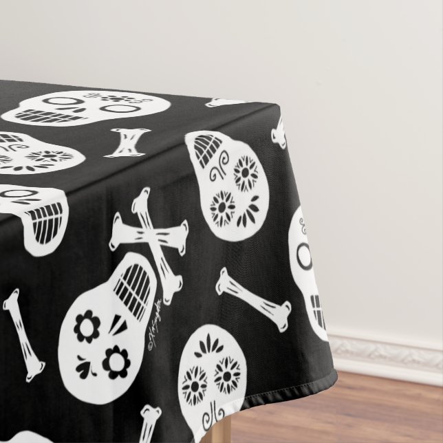 Toalha De Mesa O Dia de los Muertos White Paper Skulls Pattern (Posição Original)