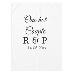Toalha De Mesa One hot add couple name initial letter text date