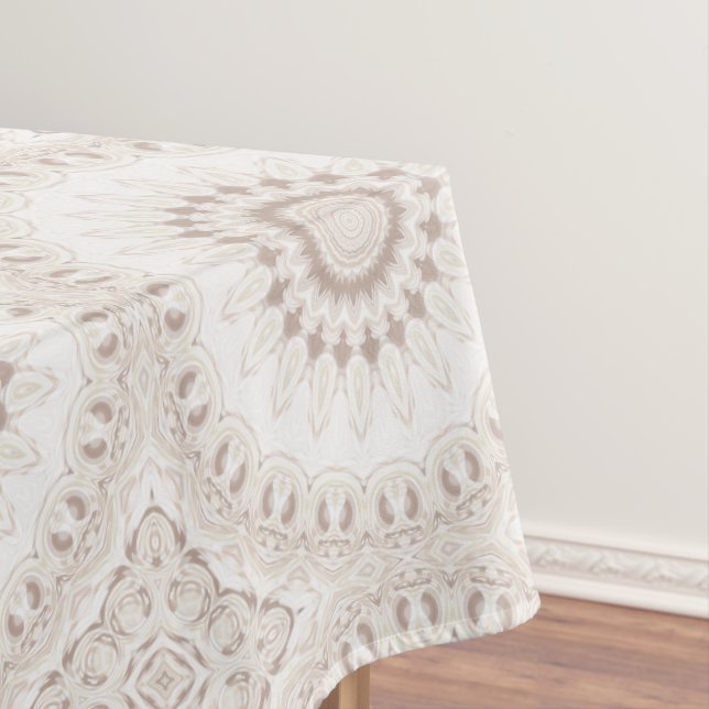 Toalha De Mesa Padrão Mandala Bege e Creme (Posição Original)