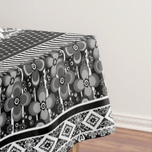 Toalha De Mesa Padrão preto e branco com rendas e retalhos