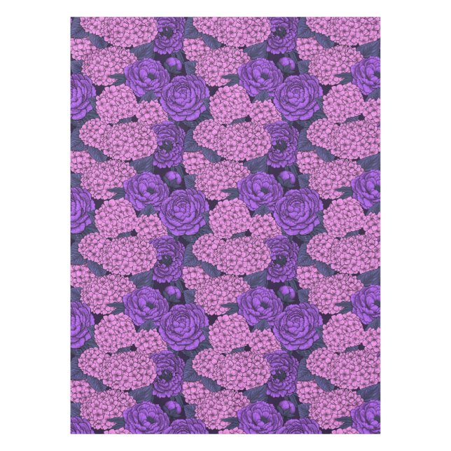 Toalha De Mesa Penia e hidrangea em rosa e violeta (Frente)
