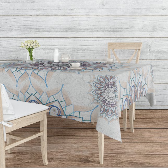 Toalha De Mesa Pequeno floral branco caído para o campo (Criador carregado)