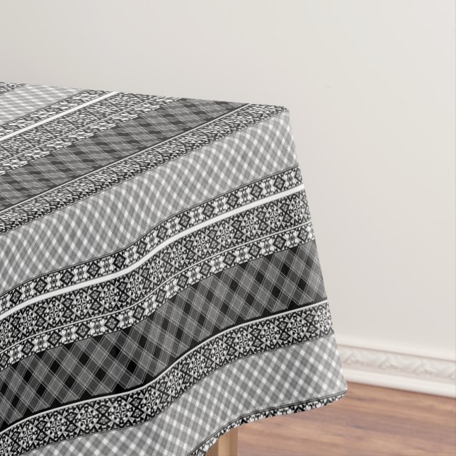 Toalha De Mesa Remendo de listras pretas e brancas com renda (Posição Original)